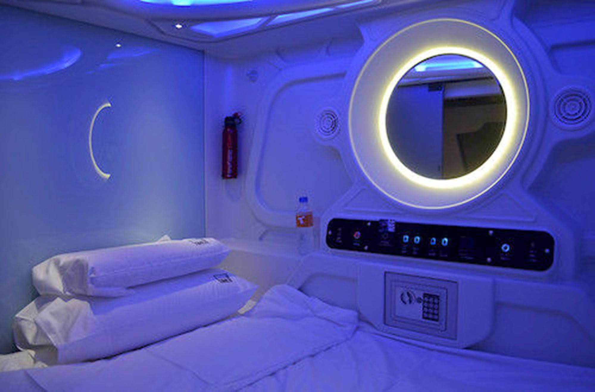 Time Capsule Hotel George Town Zewnętrze zdjęcie